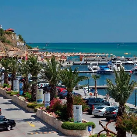 Grand Svety Vlas With Panoramic Sea Views 公寓